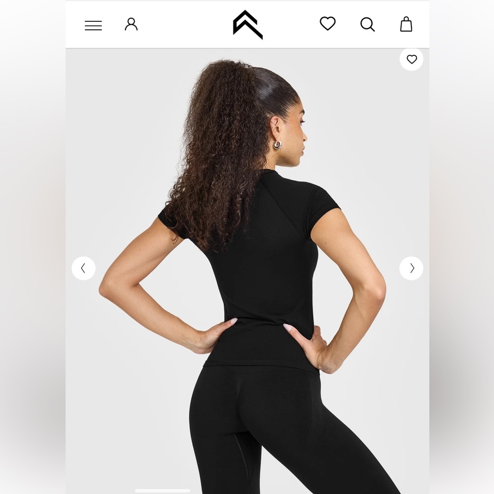 Go to Seamless Fitted Top - Black XS - Picture 5 of 7
